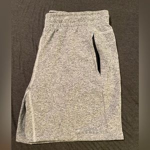 NoBull 7” knit shorts